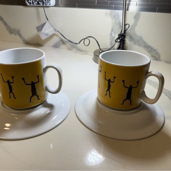 Royal Porcelain Kingdom of Thailand Coffee Cups & saucers (2) made for Club Med - Picture 2 of 11